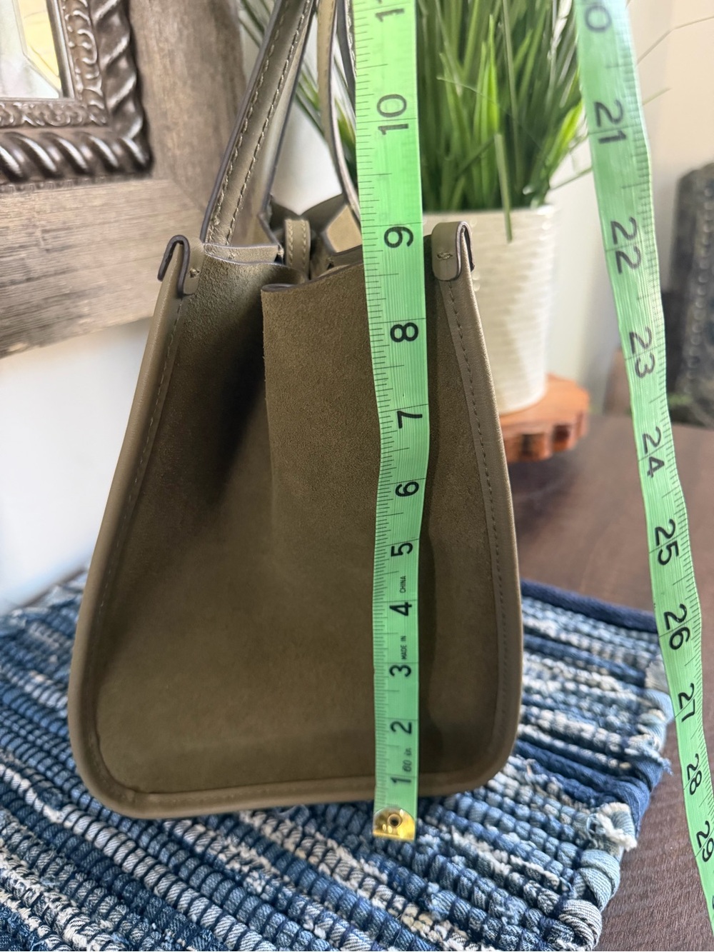 Madewell Lexington Small Tote Worn Olive Suede Leather NWT $168 - Picture 6 of 11